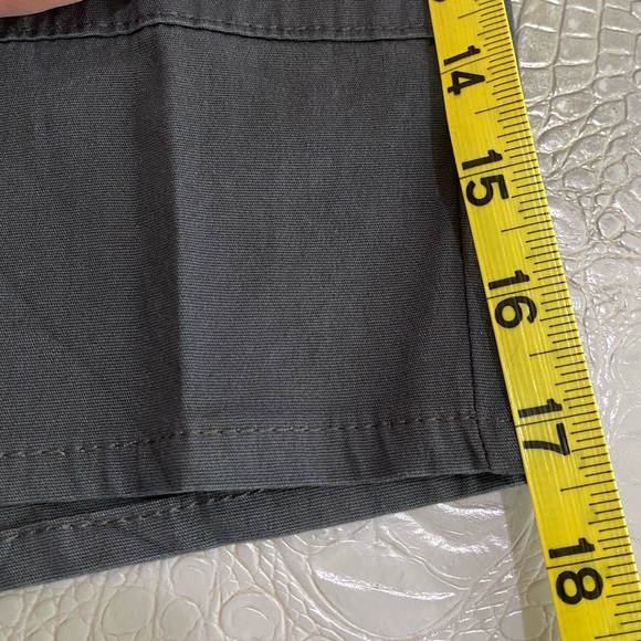 Swiss Alps Outdoor Performance Shorts Gray Twill Utility size 30 - Picture 8 of 10